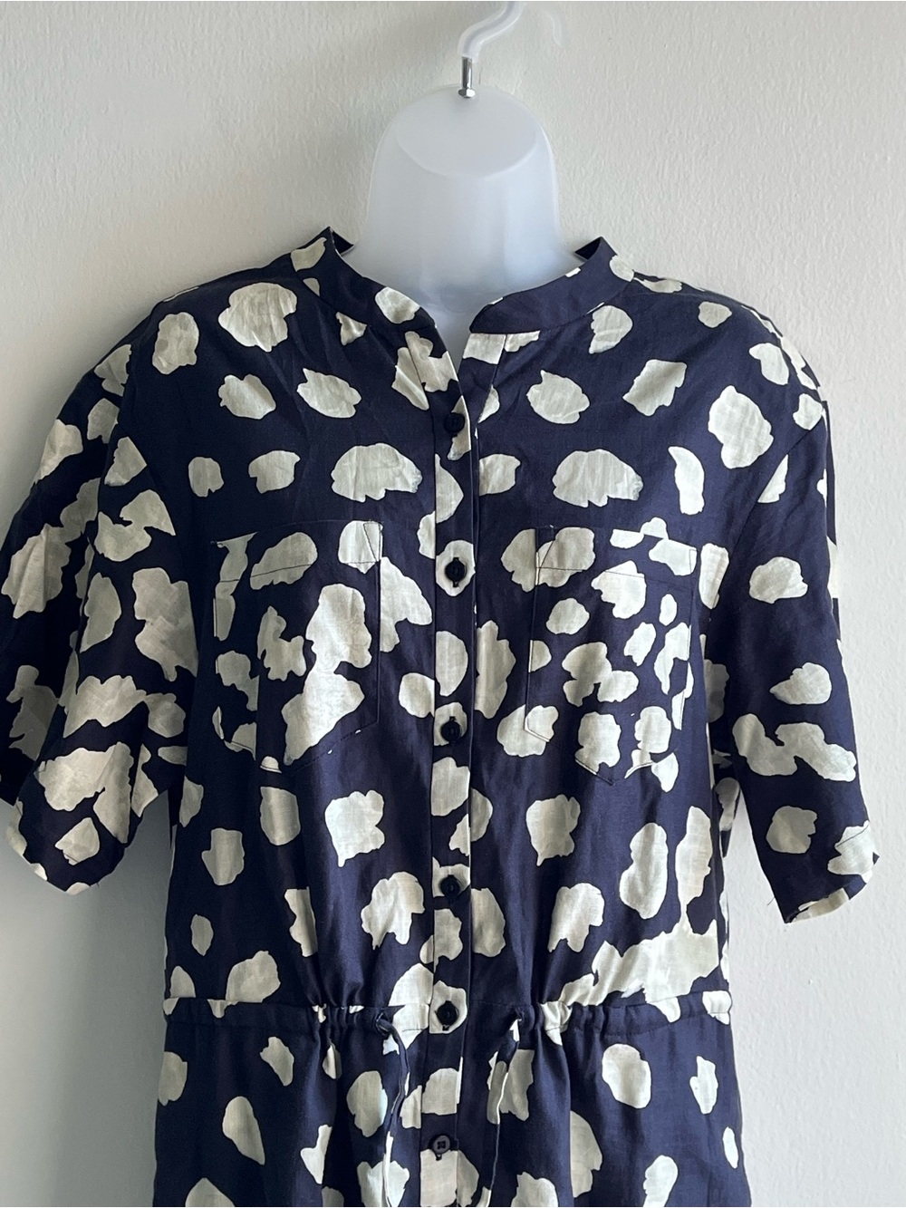 The Kit Women's Navy & Beige Printed Wide-Leg Jumpsuit Size Small - Picture 2 of 6